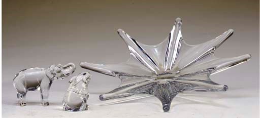 TWELVE BACCARAT CLEAR GLASS TABLE ARTICLES,