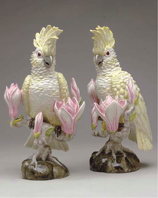 A PAIR OF NYMPHEMBURG MODELS OF EXOTIC BIRDS,