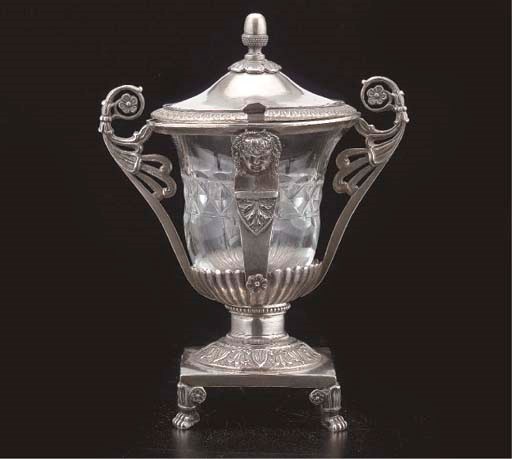 MOUTARDIER EN ARGENT ET VERRE BLANC