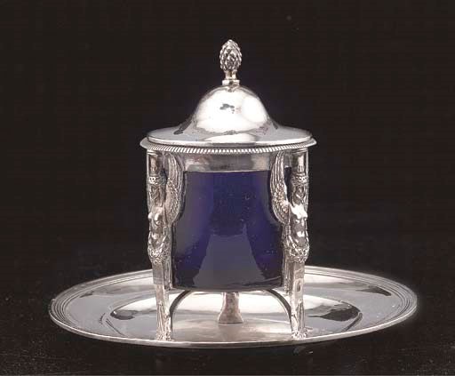 MOUTARDIER EN ARGENT ET VERRE BLEU