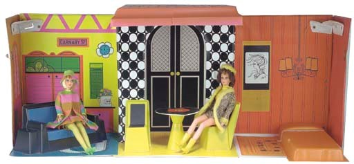No.1066 'Barbie Family House' vinyl carrying case
