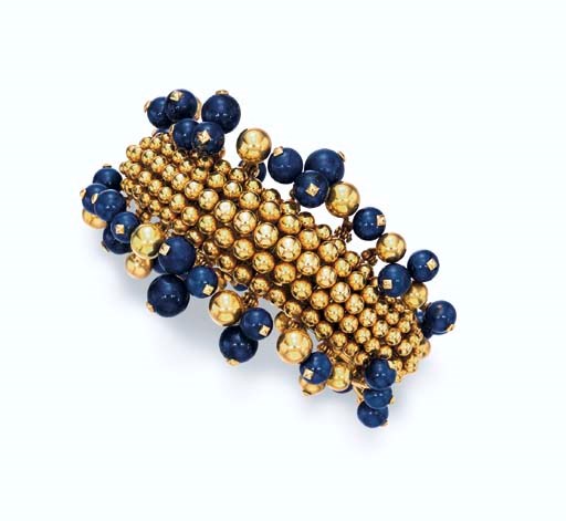 A LAPIS LAZULI AND 18K GOLD BRACELET, BY CARTIER