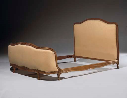 LIT CORBEILLE DE STYLE LOUIS XV