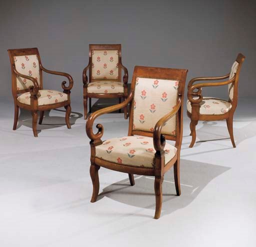SUITE DE QUATRE FAUTEUILS D'EPOQUE RESTAURATION