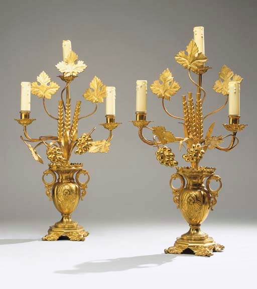 PAIRE DE VASES D'EGLISE DE LA FIN DU XIXEME SIECLE