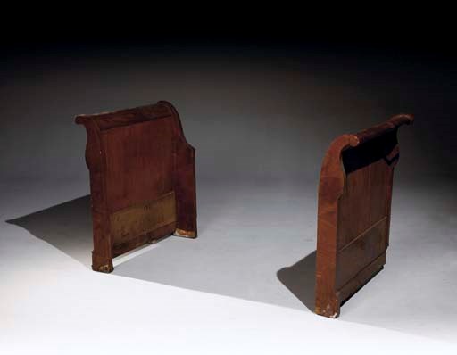 CHEVETS DE LIT BATEAU