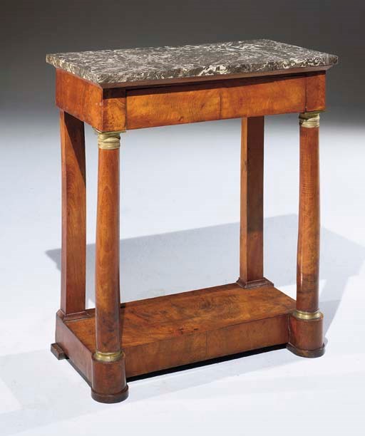 PETITE CONSOLE DU DEBUT DU XIXEME SIECLE