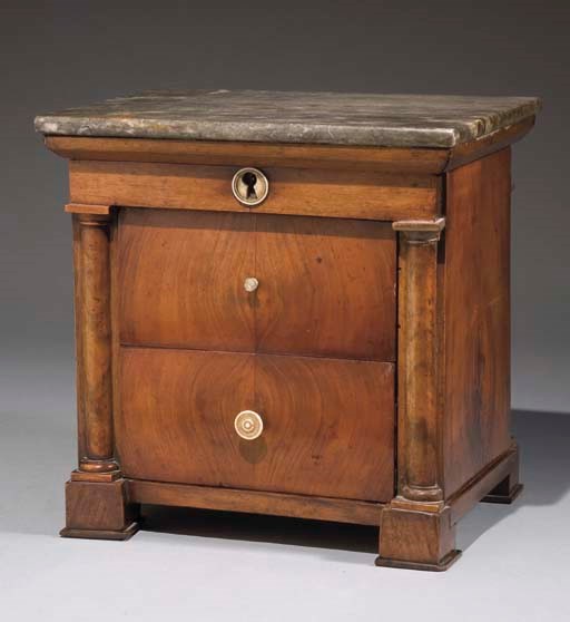 COMMODE DITE DE MAITRISE DU XIXEME SIECLE