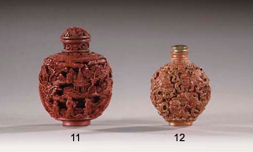 TABATIERE EN LAQUE ROUGE SCULPTEE