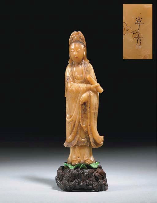 STATUETTE DE GUANYIN EN STEATITE