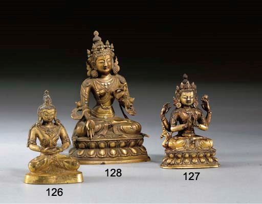 STATUETTE DE LA TARA BLANCHE EN BRONZE DORE