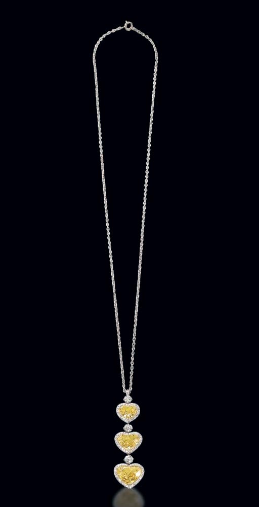 A Coloured Diamond Pendant