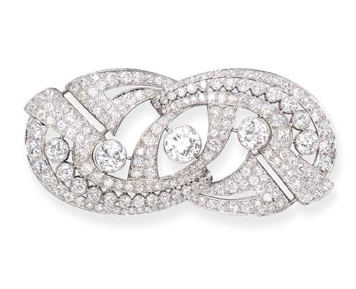 An Art Deco Diamond Brooch