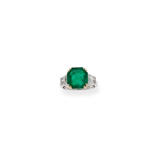 BAGUE EMERAUDE ET DIAMANTS