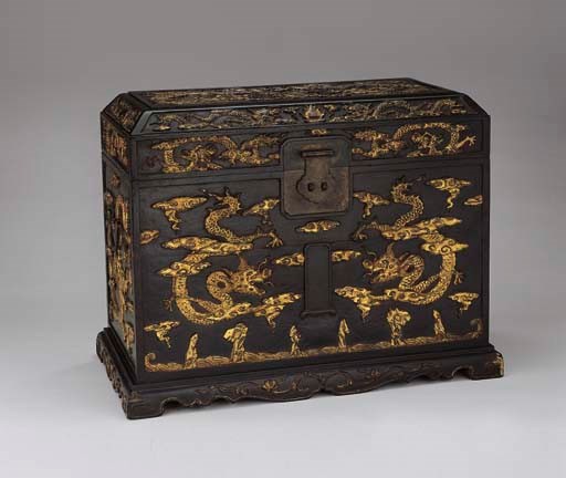 A VERY RARE LATE MING CARVED ZITAN 'DRAGON' CHEST