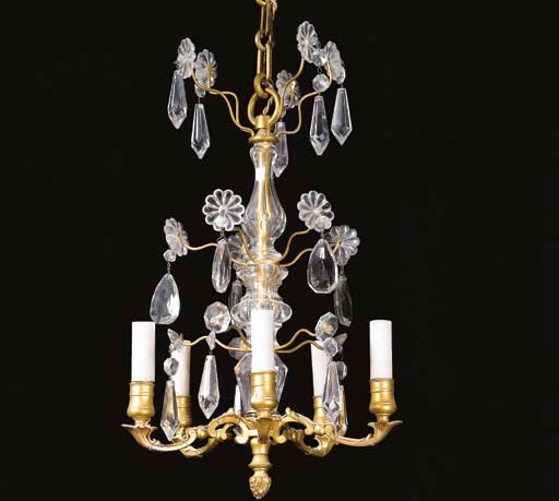LUSTRE DE STYLE LOUIS XV