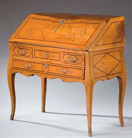 BUREAU DE PENTE D'EPOQUE LOUIS XV