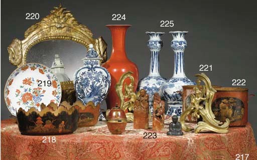 PAIRE DE CHENETS DE STYLE LOUIS XV