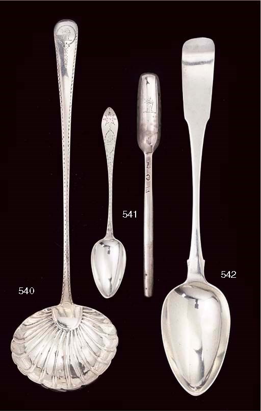 A GEORGE III IRISH SILVER MARROW SCOOP,