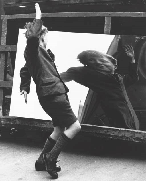 JOHN CHILLINGWORTH (B. 1928)