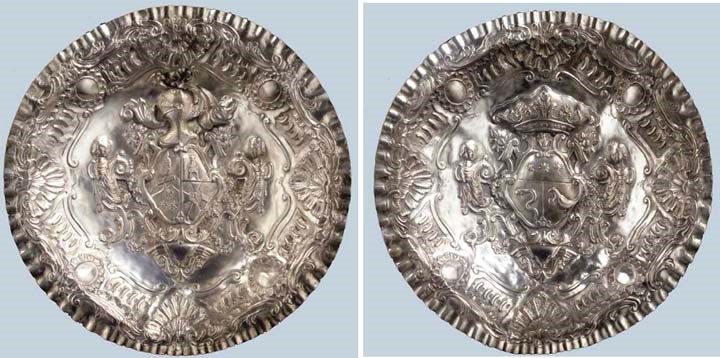 PAIRE DE PLATS DE STYLE RENAISSANCE, DU XIXEME SIECLE