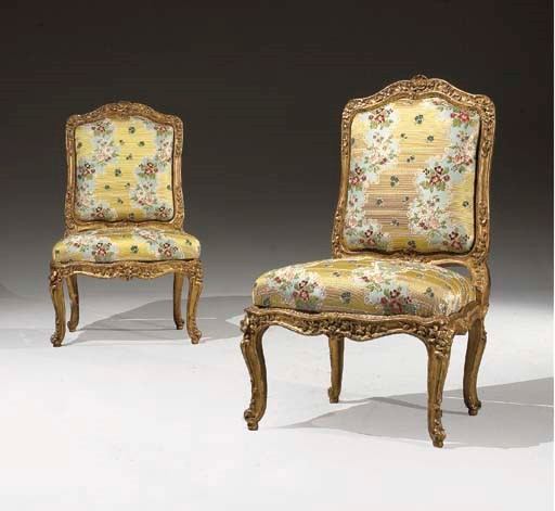 PAIRE DE CHAISES A CHASSIS D'EPOQUE LOUIS XV