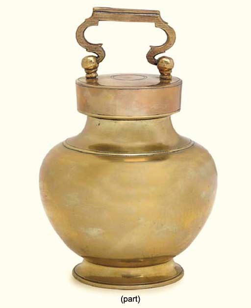 A COLLECTION OF METALWARE