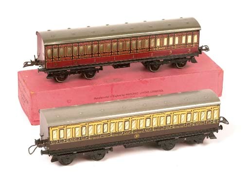 Hornby Series and Trains lithographed four-axle No. 2 Coaches