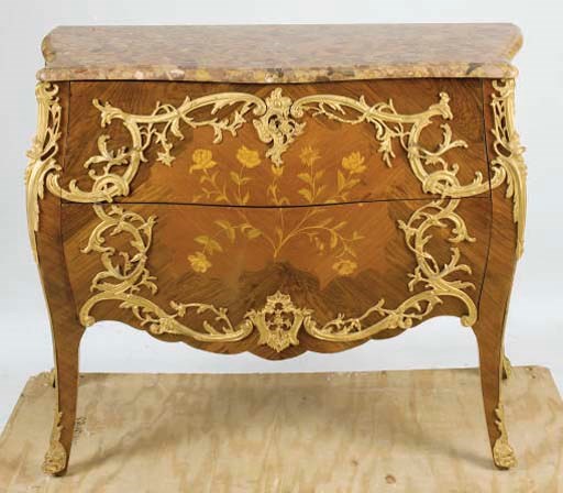 A LOUIS XV STYLE KINGWOOD MARQUETRY MARBLE TOP BOMBE COMMODE,