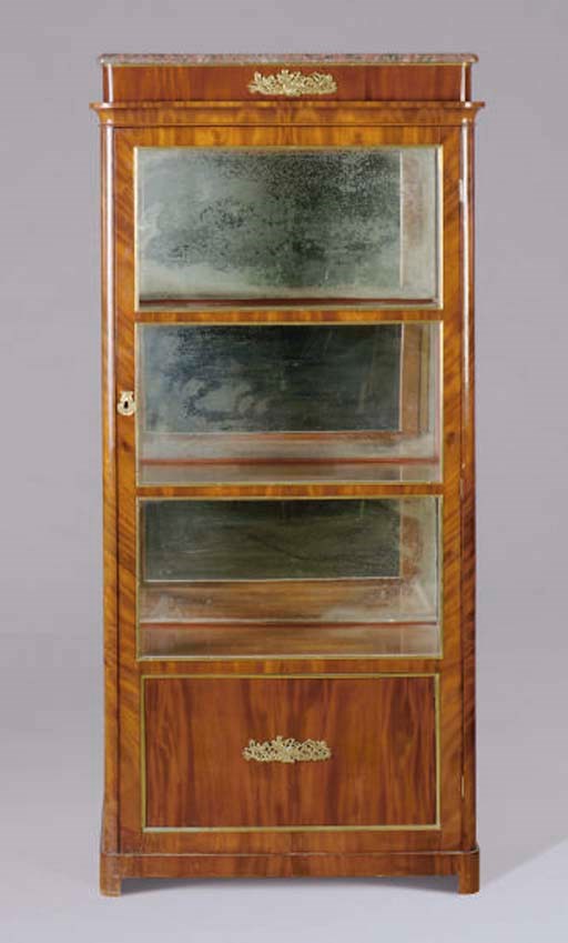 AN EMPIRE STYLE STYLE GILT BRONZE MOUNTED MAHOGANY VITRINE,