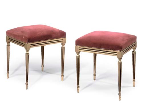 A PAIR OF ROYAL PALACE GILTWOOD BANQUETING STOOLS