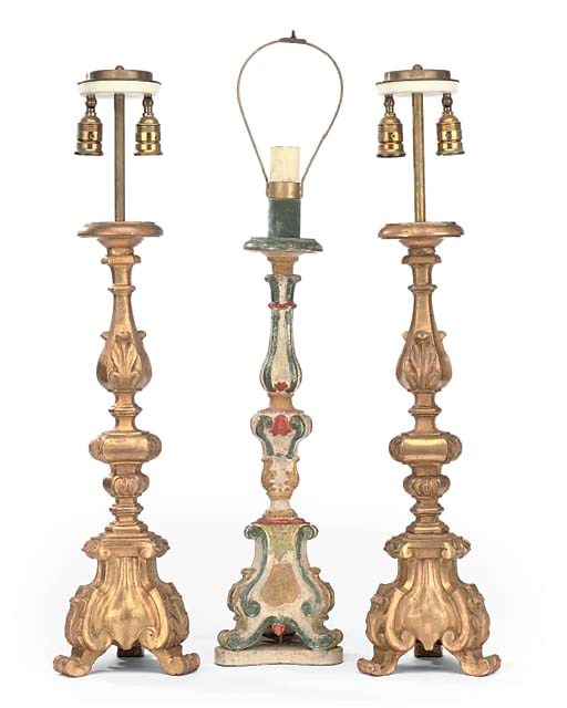 A PAIR OF ITALIAN GILTWOOD CANDLESTICKS