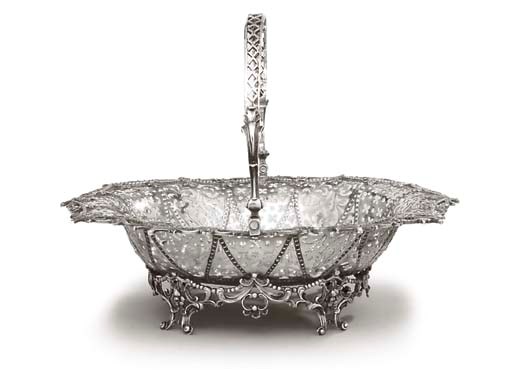 A GEORGE III SILVER BASKET