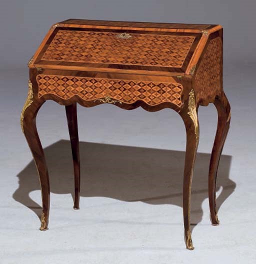 BUREAU DOS D'ANE DE STYLE LOUIS XV