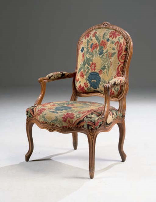 FAUTEUIL D'EPOQUE LOUIS XV