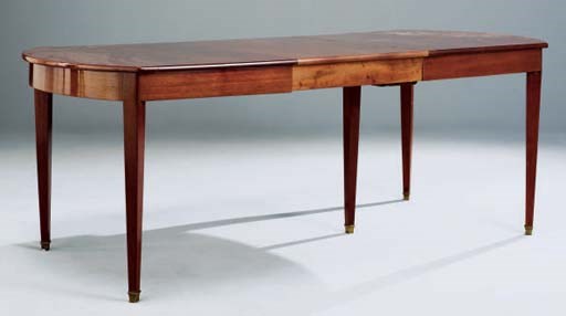 TABLE DE SALLE A MANGER DE STYLE LOUIS XVI