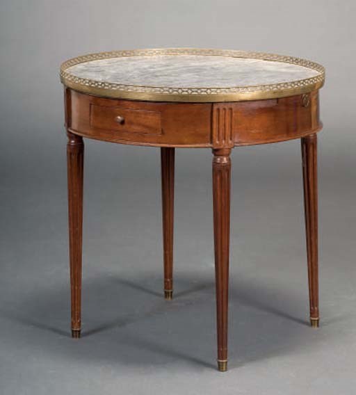 TABLE BOUILLOTTE DU DEBUT DU XIXEME SIECLE