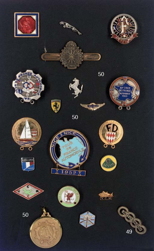 AUTO UNION; un badge de revers de veste; 3cm de diamètre.