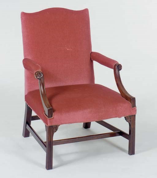 A GEORGE III STYLE MAHOGANY LIBRARY CHAIR,