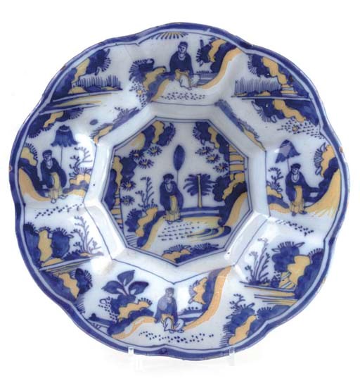 A DELFT LOBED DISH