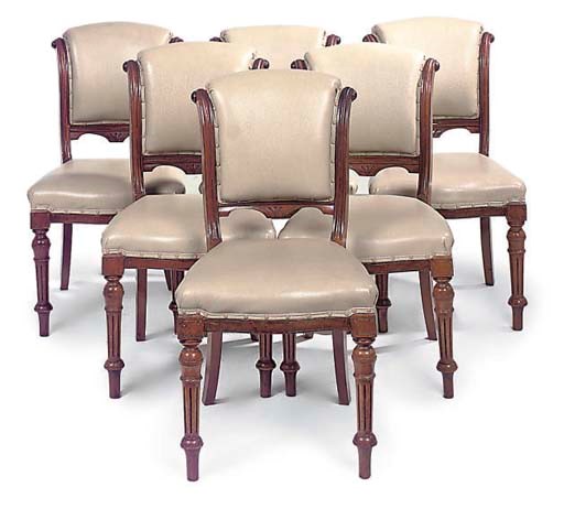 A SET OF SIX VICTORIAN WALNUT DINING CHAIRS