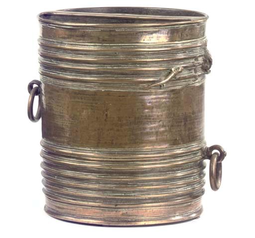 A INDIAN BRONZE VESSEL