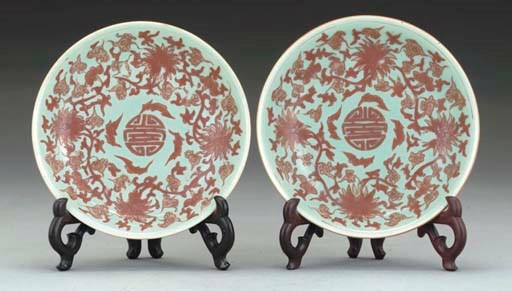 A Pair of Chinese celadon glazed saucer dishes, 18th/19th Century