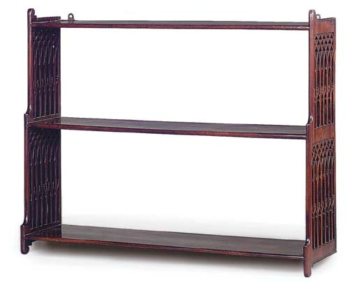 A SET OF GEORGE III MAHOGANY HANGING SHELVES