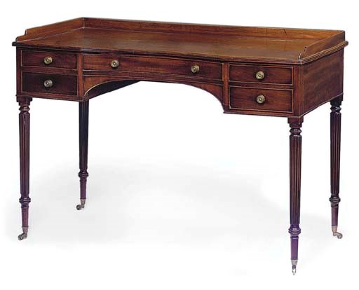 A REGENCY MAHOGANY DRESSING TABLE