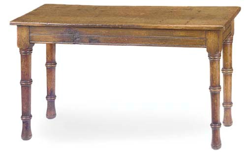 A LATE VICTORIAN OAK HALL BENCH