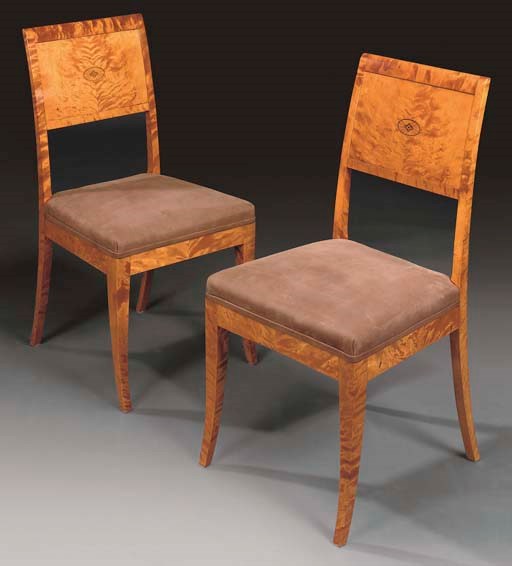 A PAIR OF BIRCH AND MARQUETRY SIDE CHAIRS