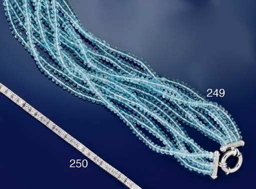An aquamarine bead necklace