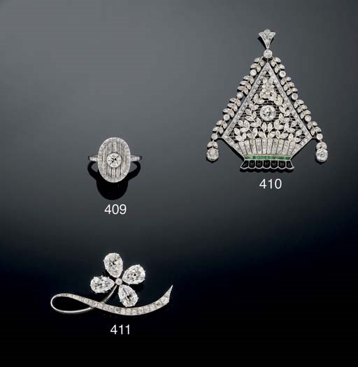 A diamond flower brooch