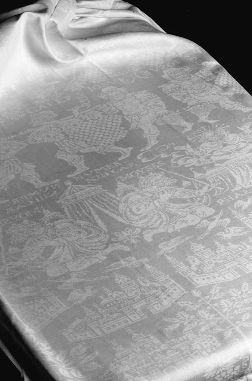 A DAMASK LINEN BIBLICAL TABLECLOTH